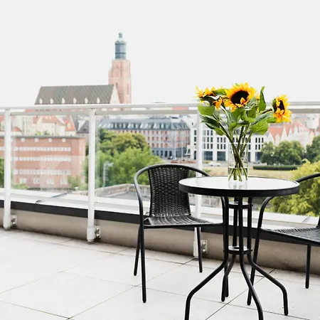 Cosy - Ksiecia Witolda Street - View - Parking Place * Wroclaw