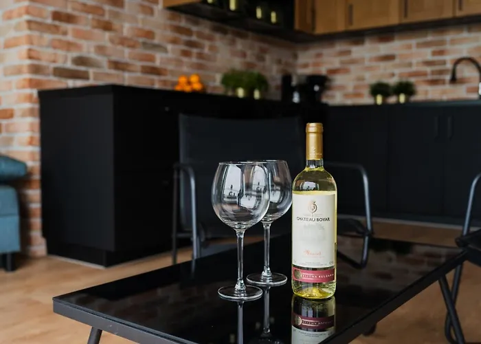 Cosy - Ksiecia Witolda Street - View - Parking Place Wrocław