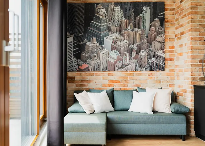 Cosy - Ksiecia Witolda Street - View - Parking Place *