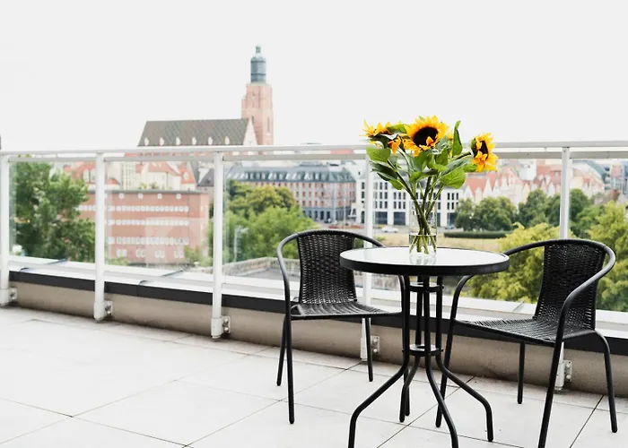 Cosy - Ksiecia Witolda Street - View - Parking Place * Wrocław